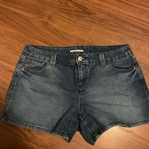 Ladies Jean shorts